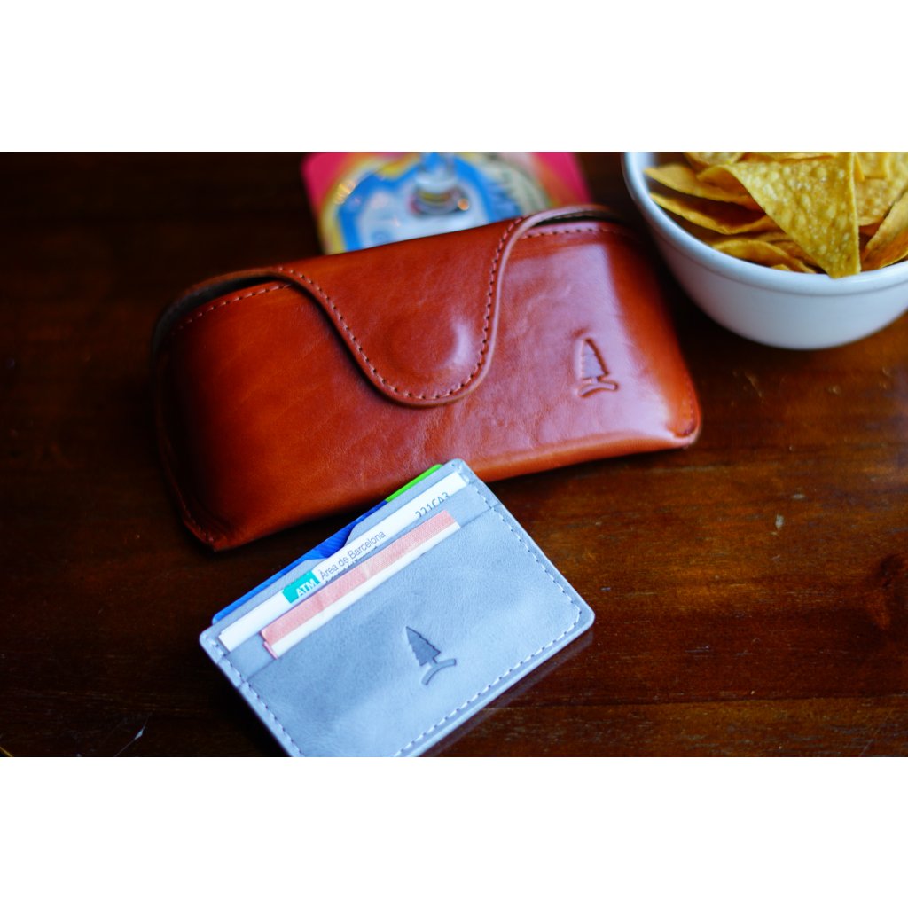 Cognac brown leather case for Champ glasses